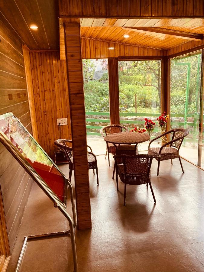 Vista Hill Resort- Centrally Heated & Air Cooled Resort, Manali Екстер'єр фото