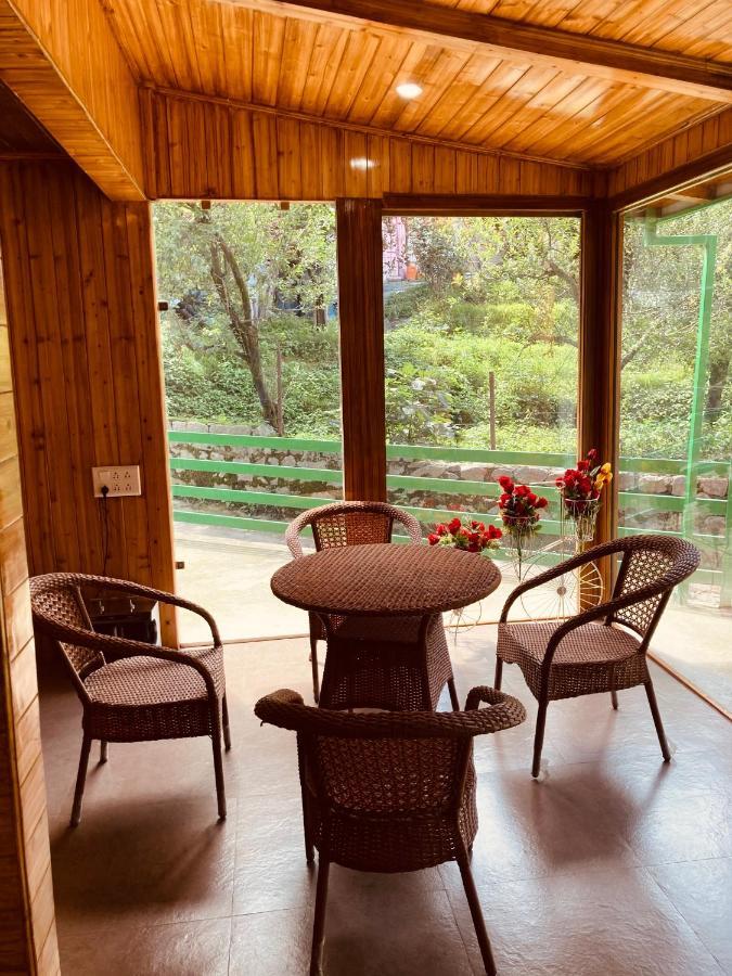 Vista Hill Resort- Centrally Heated & Air Cooled Resort, Manali Екстер'єр фото
